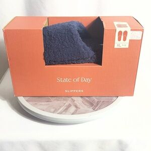 State of Day Sherpa Fleece Slippers Navy Blue Size XL (11-12) NIB